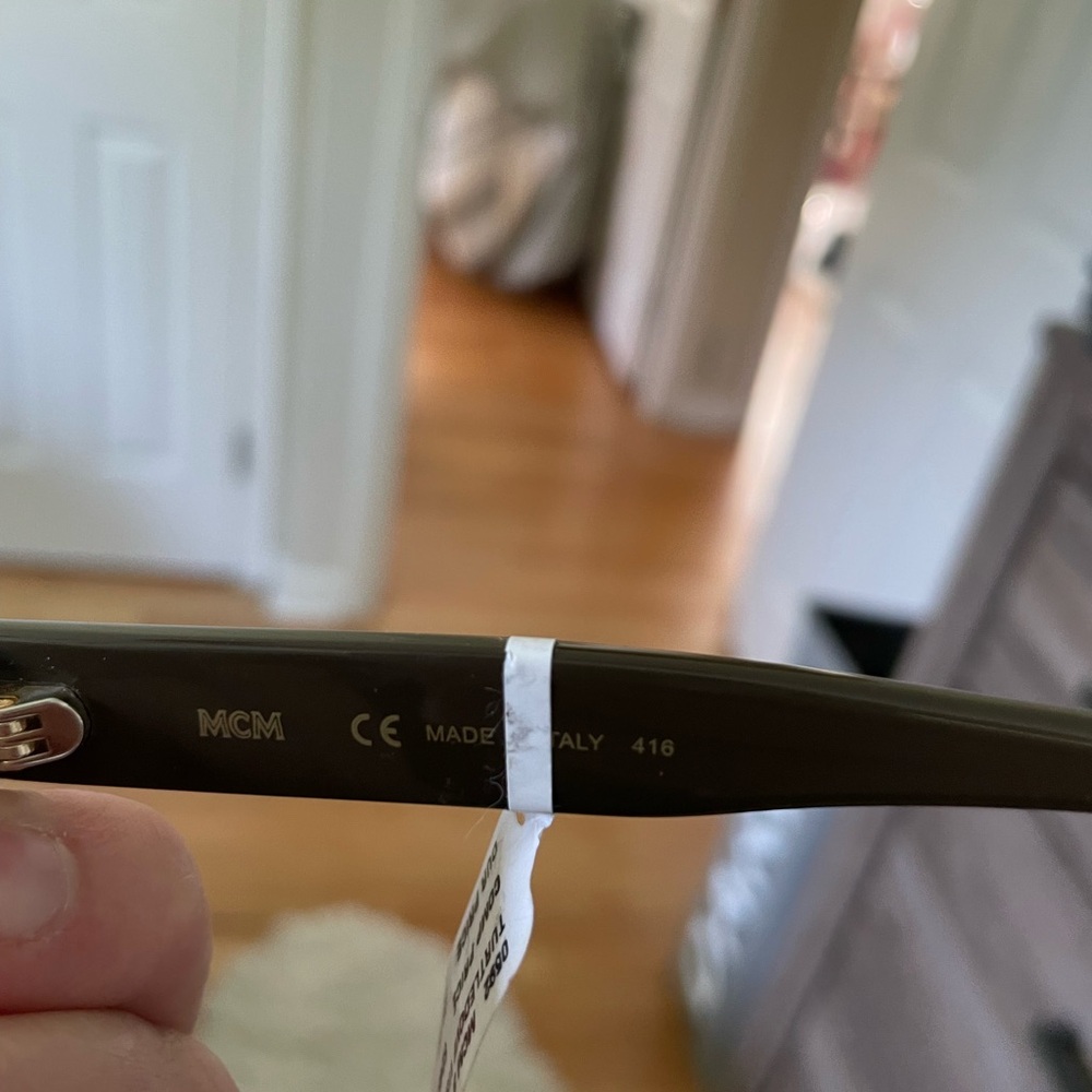 MCM Brown Tortoiseshell Sunglasses with Dark Lenses - Picture 3 of 7